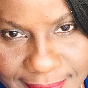 Meet your Posher, Joyce